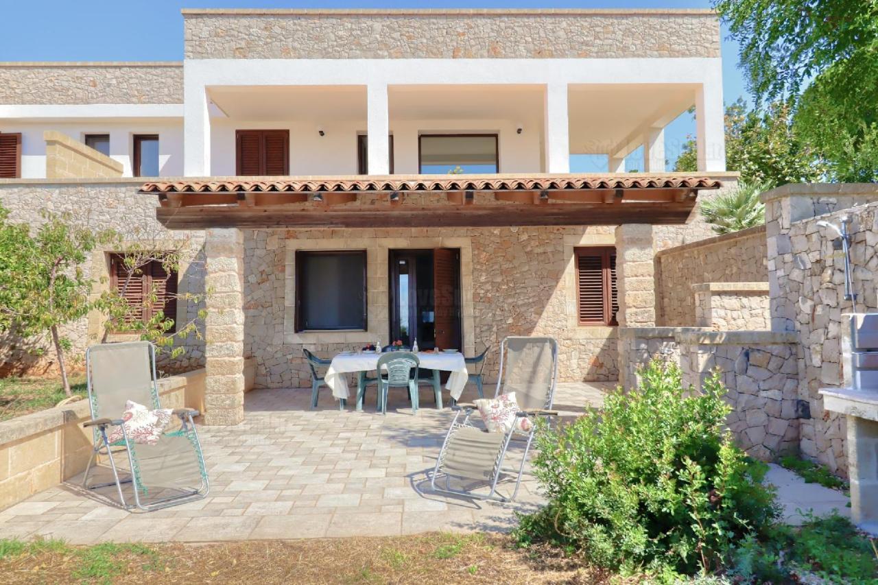 Case Vacanze San Gregorio By Lovesud Patù Exteriör bild